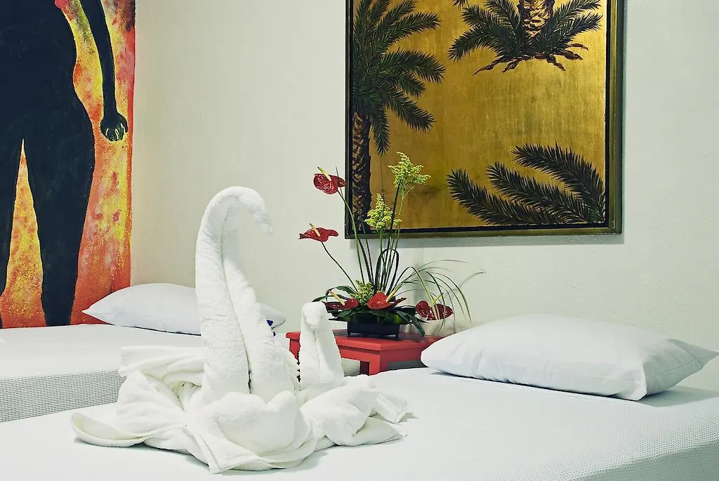 Villas Adela Playa del Carmen 3*,